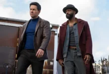Mark Wahlberg e LaKeith Stanfield em cena de Jogo Sujo (2025), filme dirigido por Shane Black que estreia no Prime Video.