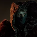 Cena sombria de Frankenstein (2025), novo filme de Guillermo del Toro na Netflix.