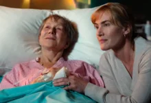 Helen Mirren e Kate Winslet em cena de Adeus June, drama da Netflix dirigido por Kate Winslet com estreia em dezembro de 2025