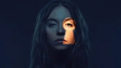 Sydney Sweeney em imagem promocional de A Empregada (The Housemaid), suspense dirigido por Paul Feig, com estreia em 1º de janeiro de 2025 nos cinemas