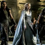 Leonore lidera guerreiros gárgulas em Frankenstein: Entre Anjos e Demônios (2014).