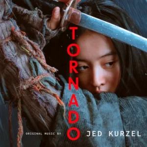  Capa da trilha sonora de Tornado (2025) com uma mulher empunhando uma espada