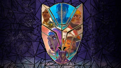 Arte promocional da minissérie animada "Olhos de Wakanda", com rostos dos personagens principais em forma do símbolo de Pantera Negra.