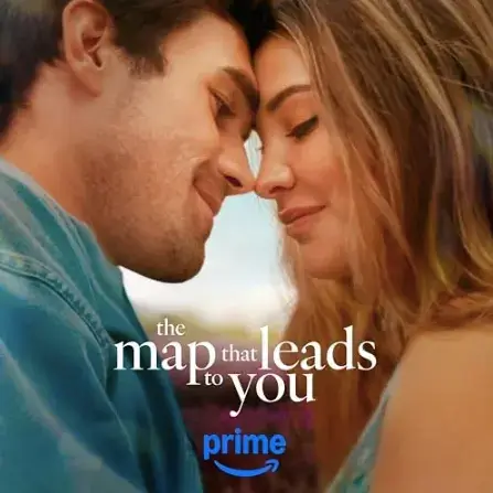 Capa da trilha sonora de "O Mapa Que Me Leva Até Você" com os atores Madelyn Cline e K.J. Apa