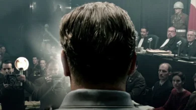 Cena de tribunal em “Nuremberg” (2025), filme de guerra estrelado por Russell Crowe e Rami Malek.