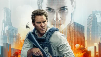 Chris Pratt armado em imagem promocional de “Justiça Artificial” (Mercy), thriller de ficção científica sobre ética da inteligência artificial no sistema judicial.