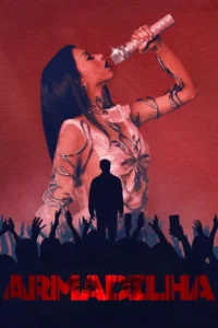 Pôster do filme Armadilha (2024) com Saleka como Lady Raven cantando no palco e uma multidão ao fundo