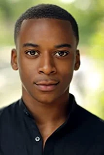 Elliot-Edusah Elliot Edusah - Ator