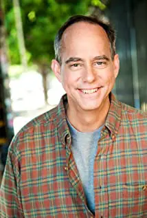 Tom Simmons Tom Simmons