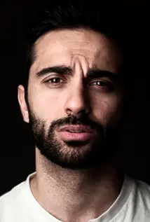 Lee Majdoub