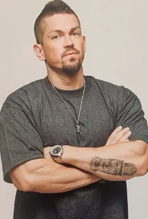 Steve Howey