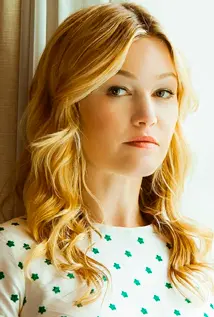 Julia-Stiles Julia Stiles