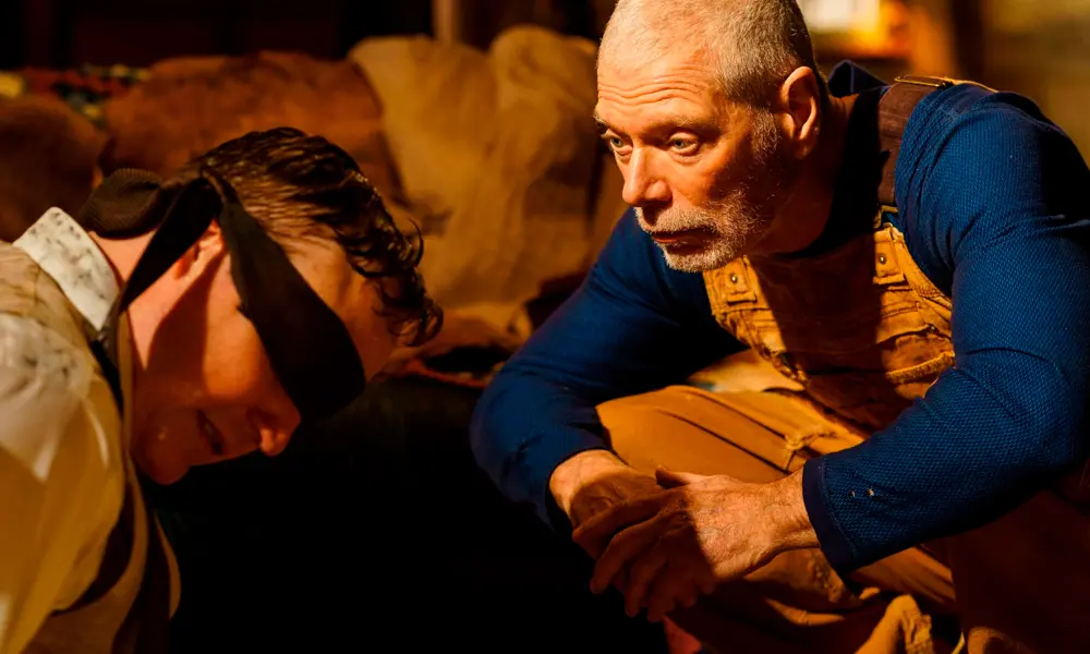 Trailer de Old Man (2022)