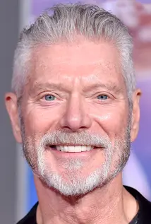 Stephen-Lang Stephen Lang