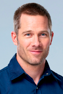 Luke Macfarlane