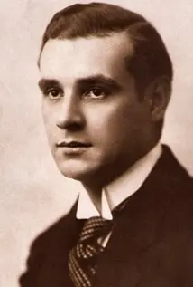 Victor Varconi