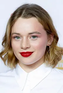 Luna Wedler