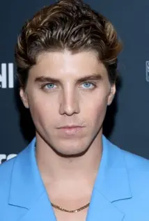 Lukas Gage