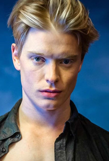 Freddie Fox