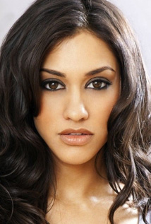  Janina Gavankar