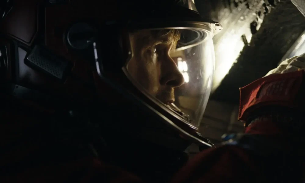 devoradores de estrelas 2026 Ryan Gosling com traje espacial em Devoradores de Estrelas