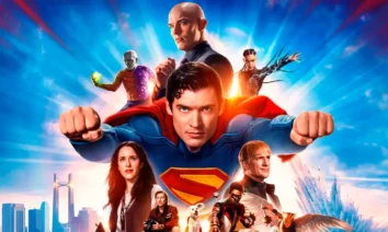 Imagem promocional do filme Superman (2025), em destaque nas estreias do cinema desta quinta-feira, 10 de julho de 2025, com o herói cercado por personagens do elenco principal.