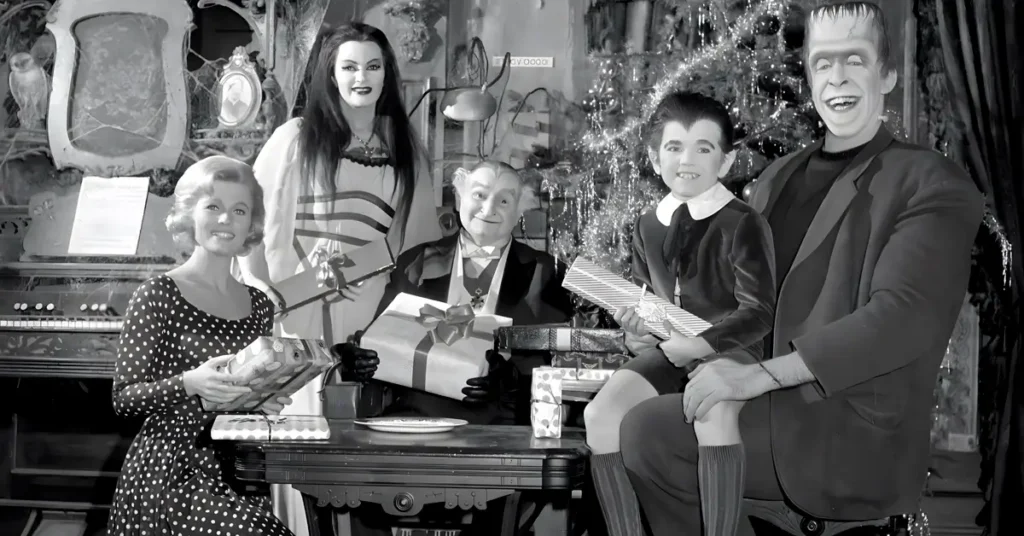 the munsters os monstros Elenco principal da série Os Monstros (The Munsters), com Herman, Lily, Vovô, Eddie e Marilyn Munster reunidos em clima natalino.