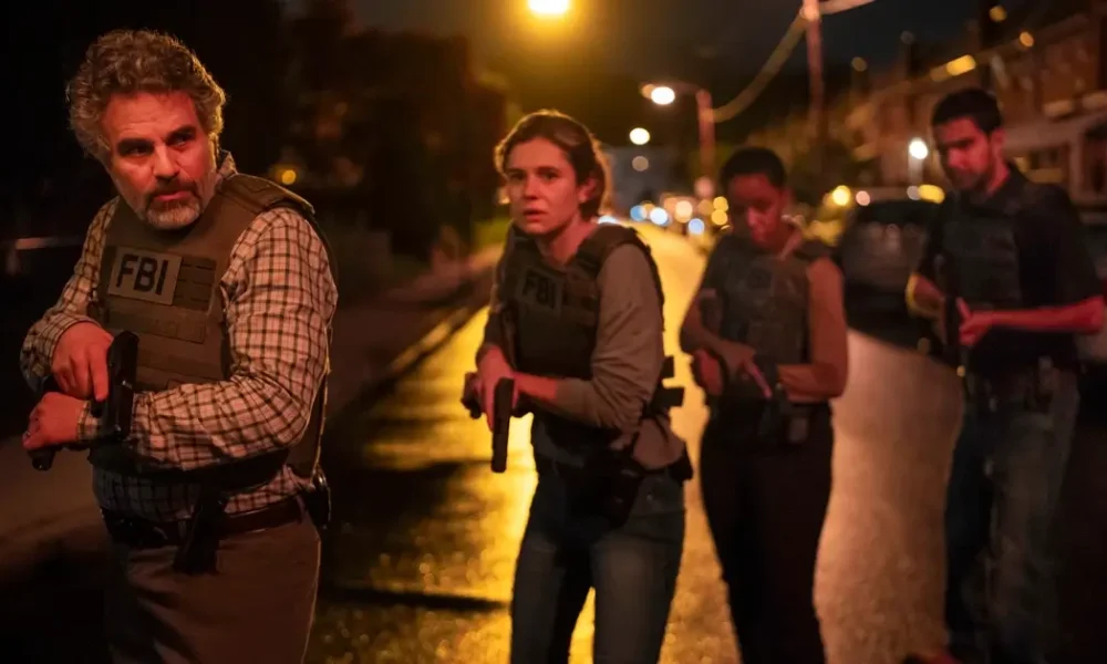 Mark Ruffalo e Alison Oliver em cena tensa da minissérie Task (2025), produção da HBO Max.
