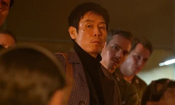 Sul Kyung-gu em cena tensa do filme Good News (2025) da Netflix, thriller sul-coreano sobre sequestro aéreo nos anos 1970