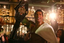 Cena de Coração de Lutador – The Smashing Machine, com Dwayne Johnson, destaque das estreias de 02 de outubro de 2025 nos cinemas.