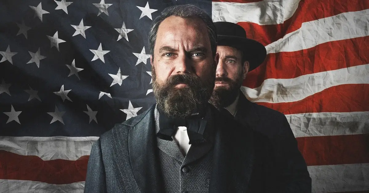 Cena de Como um Relâmpago (2025), minissérie da Netflix estrelada por Michael Shannon, Matthew Macfadyen e Nick Offerman