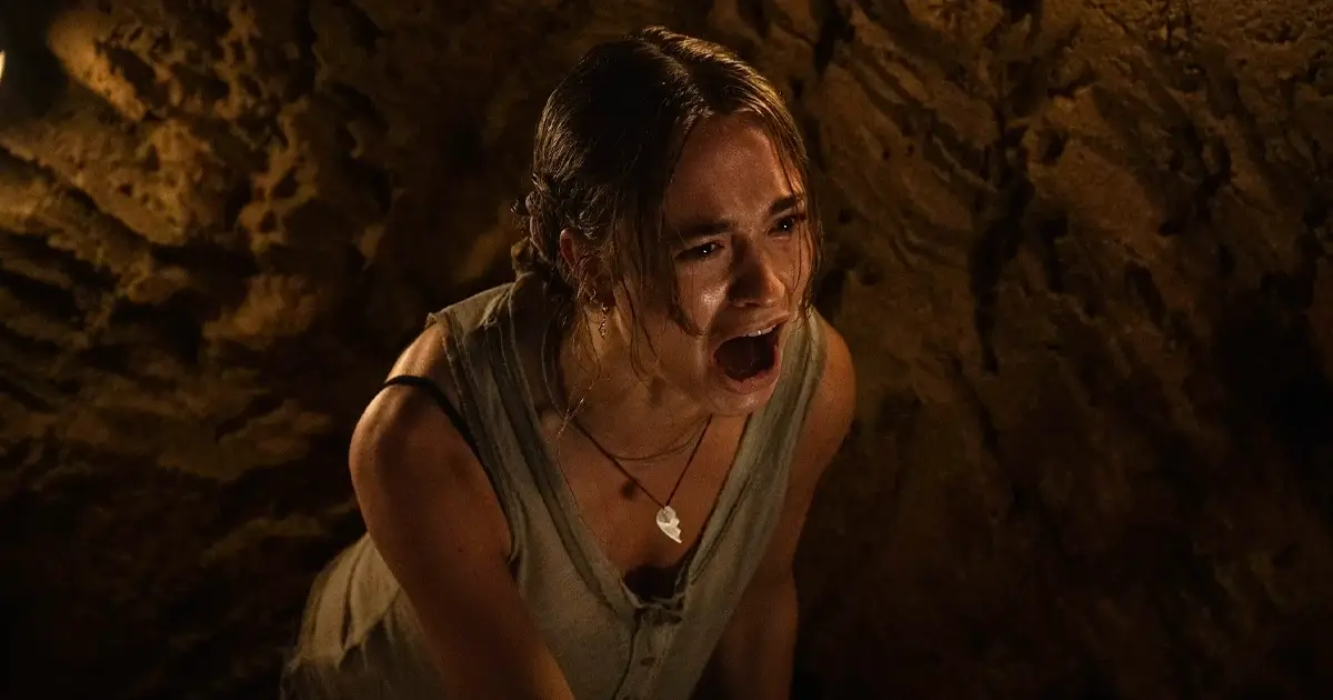 Johnny Sequoyah em cena do terror O Primata (2026), dirigido por Johannes Roberts.