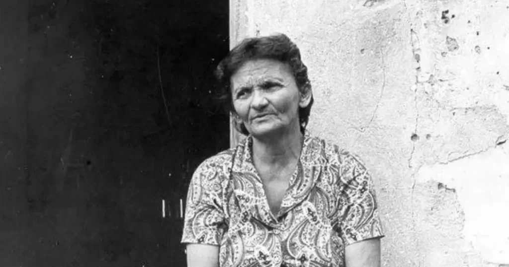 Elizabeth Teixeira em cena do documentário Cabra Marcado para Morrer de Eduardo Coutinho, 1984