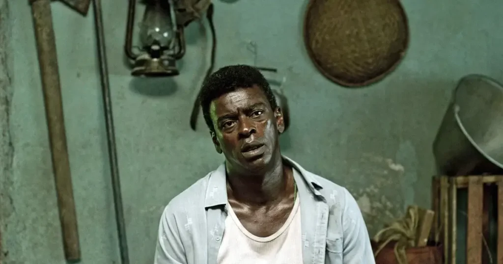 Seu Jorge interpretando Carlos Marighella no filme Marighella de Wagner Moura sobre guerrilheiro e líder revolucionário brasileiro