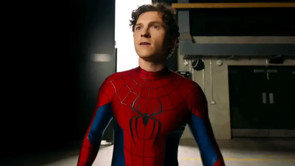 Tom Holland como Peter Parker usando traje clássico do Homem-Aranha em cena de Homem-Aranha Um Novo Dia, filme do Homem-Aranha em 2026