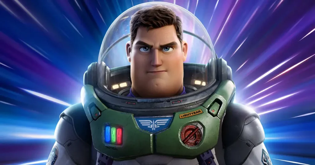 lightyear 2022 Buzz Lightyear em visual realista de Lightyear (2022), com traje detalhado, capacete refletivo e estética sci-fi que aproxima a animação do cinema live-action.