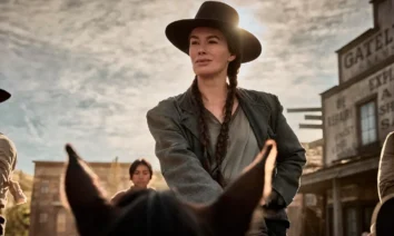 Lena Headey como Fiona Nolan em Os Abandonados, série de faroeste da Netflix