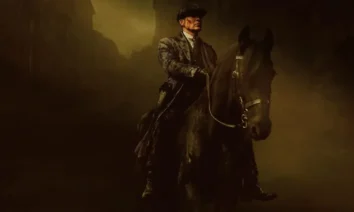 Personagem Tommy Shelby montado a cavalo em cena sombria do filme Peaky Blinders: O Homem Imortal (2026).