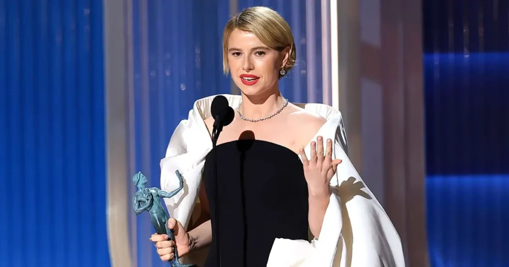 the actor awards jessie nuckley Jessie Buckley segura seu prêmio ao vencer Melhor Atriz por “Hamnet” durante o Actor Awards 2026