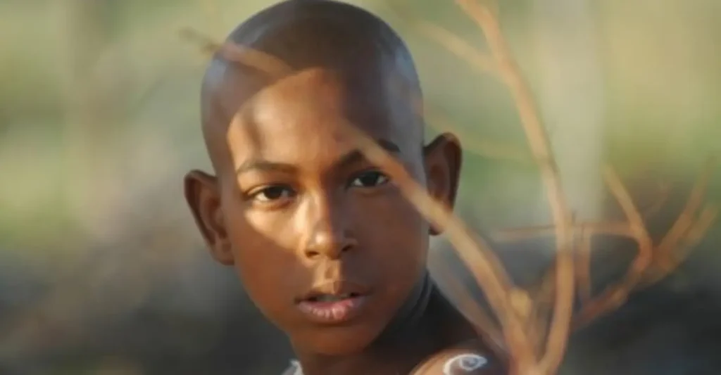 Andile Kosi como Jesus em Filho do Homem (2006), adaptação africana contemporânea da história de Cristo ambientada na África do Sul