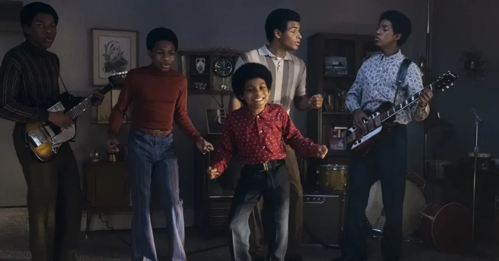 michael jackson 5 Atores interpretam o Jackson 5 no filme Michael 2026 mostrando início da carreira de Michael Jackson