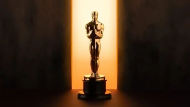 Estatueta do Oscar iluminada em destaque representando a premiação; imagem sobre quando será o Oscar 2027