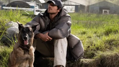Jacob Elordi como Hig ao lado de um cachorro em cena do trailer de Ponto Sem Retorno (The Dog Stars)