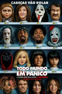 Pôster de Todo Mundo em Pânico 6 com várias cabeças de personagens e paródias de ícones do terror como Ghostface, Chucky e outras figuras em prateleiras