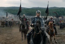 Cena do trailer final da 3ª temporada de A Casa do Dragão mostra um exército Targaryen avançando pelo campo de batalha enquanto um dragão surge ao fundo durante a Dança dos Dragões.