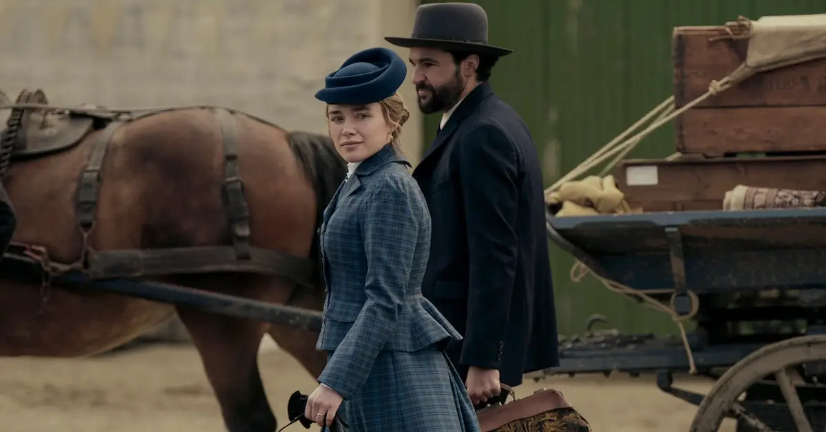 Florence Pugh e Christopher Abbott em cena da série A Leste do Éden (2026), da Netflix