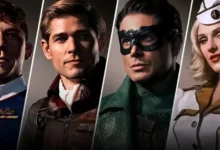 Will Hochman, Mason Dye, Jensen Ackles e Elizabeth Posey caracterizados como supers na série Vought Rising (2027), derivada do universo de The Boys.