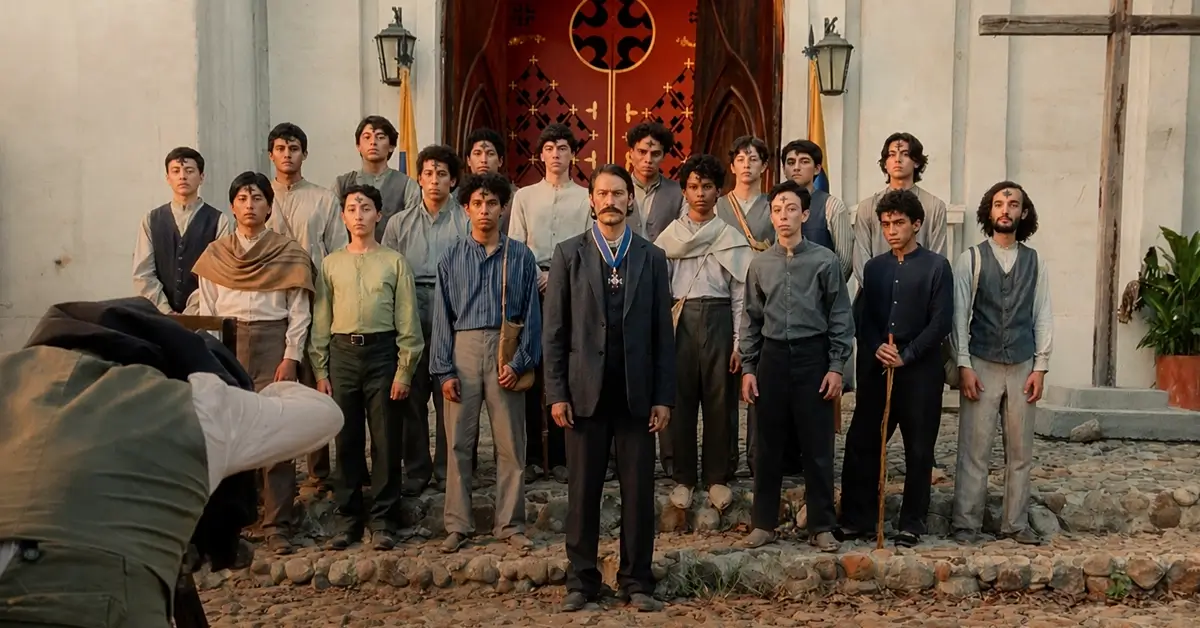 Grupo de personagens reunidos em frente a uma igreja em cena do trailer de Cem Anos de Solidão: Parte 2, série da Netflix baseada na obra de Gabriel García Márquez.