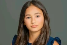 kaylee hottle morre aos 18 anos Kaylee Hottle, atriz de Godzilla vs. Kong e Godzilla x Kong: O Novo Império, em retrato oficial. A atriz morreu aos 18 anos em um acidente de carro em julho de 2026.