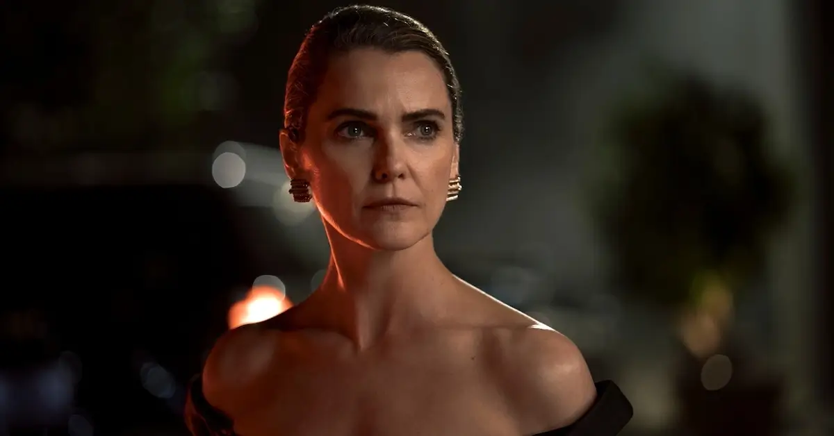 Keri Russell como Kate Wyler em cena da 4ª temporada de A Diplomata, série política da Netflix